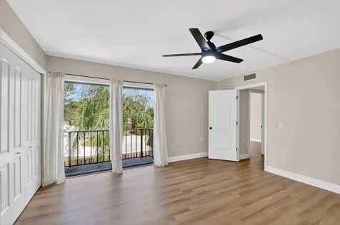 904 9th Court Palm Beach Gardens FL 33410