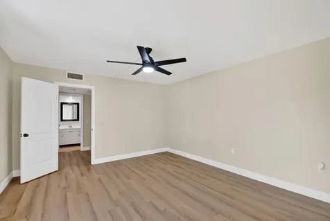 904 9th Court Palm Beach Gardens FL 33410