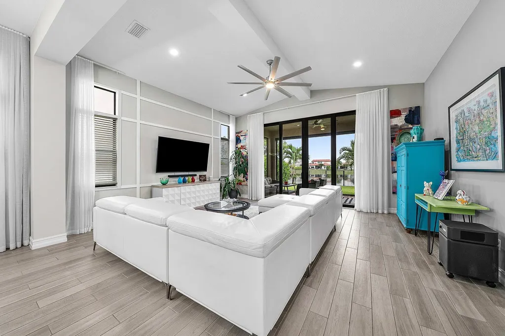 8884 Grand Prix Lane Boynton Beach FL 33472