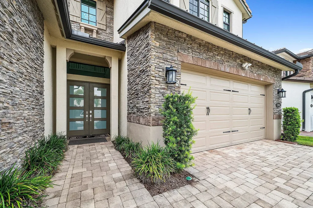 8884 Grand Prix Lane Boynton Beach FL 33472