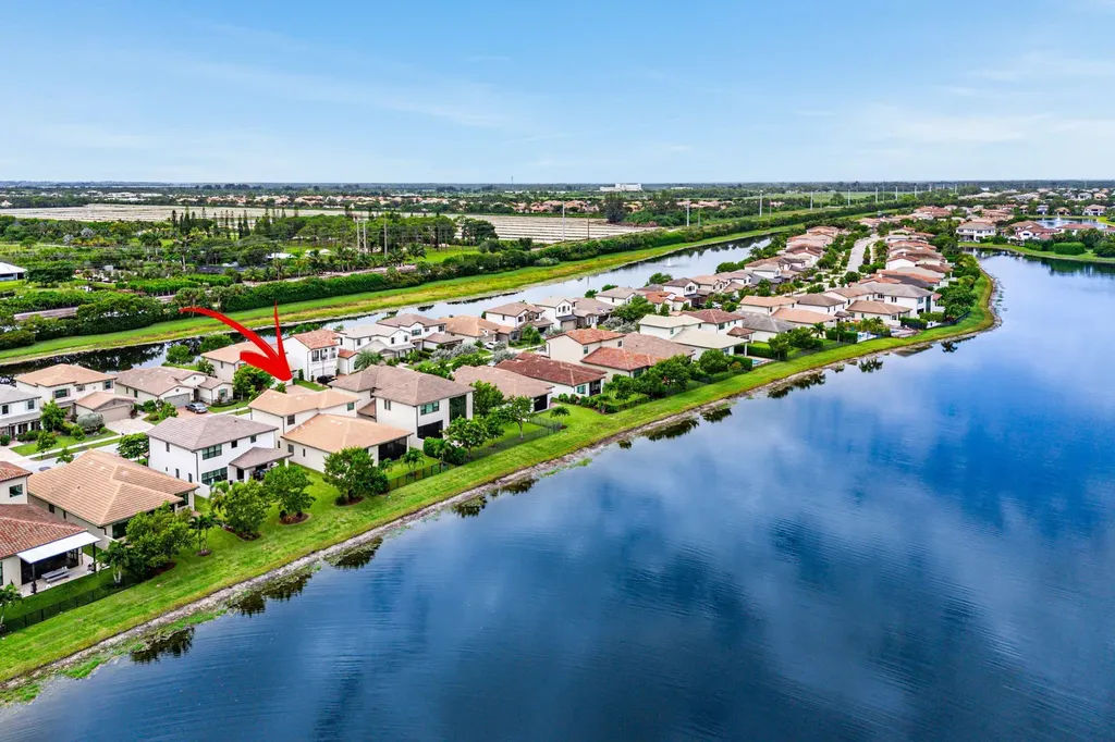 8884 Grand Prix Lane Boynton Beach FL 33472