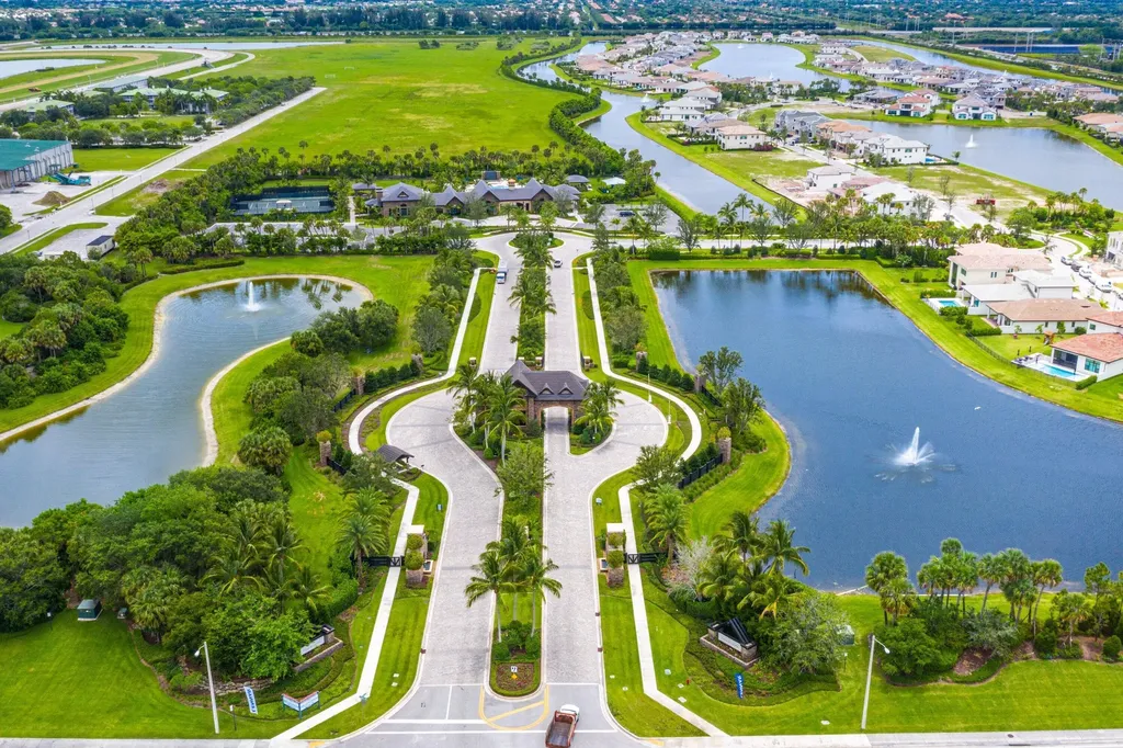 8884 Grand Prix Lane Boynton Beach FL 33472