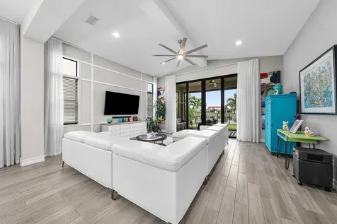 8884 Grand Prix Lane Boynton Beach FL 33472