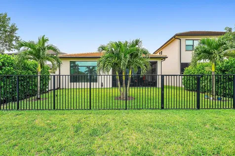 8884 Grand Prix Lane Boynton Beach FL 33472