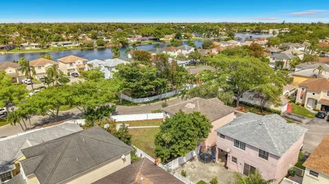 12028 NW 13th Street Pembroke Pines FL 33026