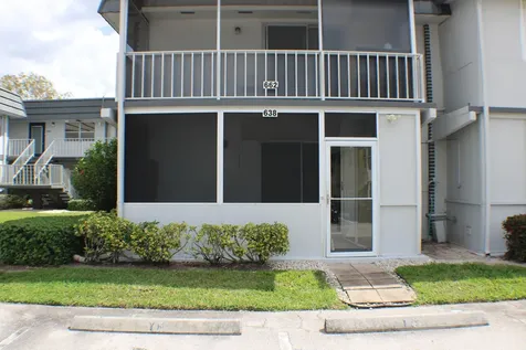 638 Saxony N Delray Beach FL 33446