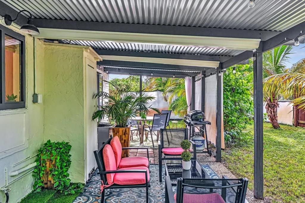316 SW 21 Street Fort Lauderdale FL 33315