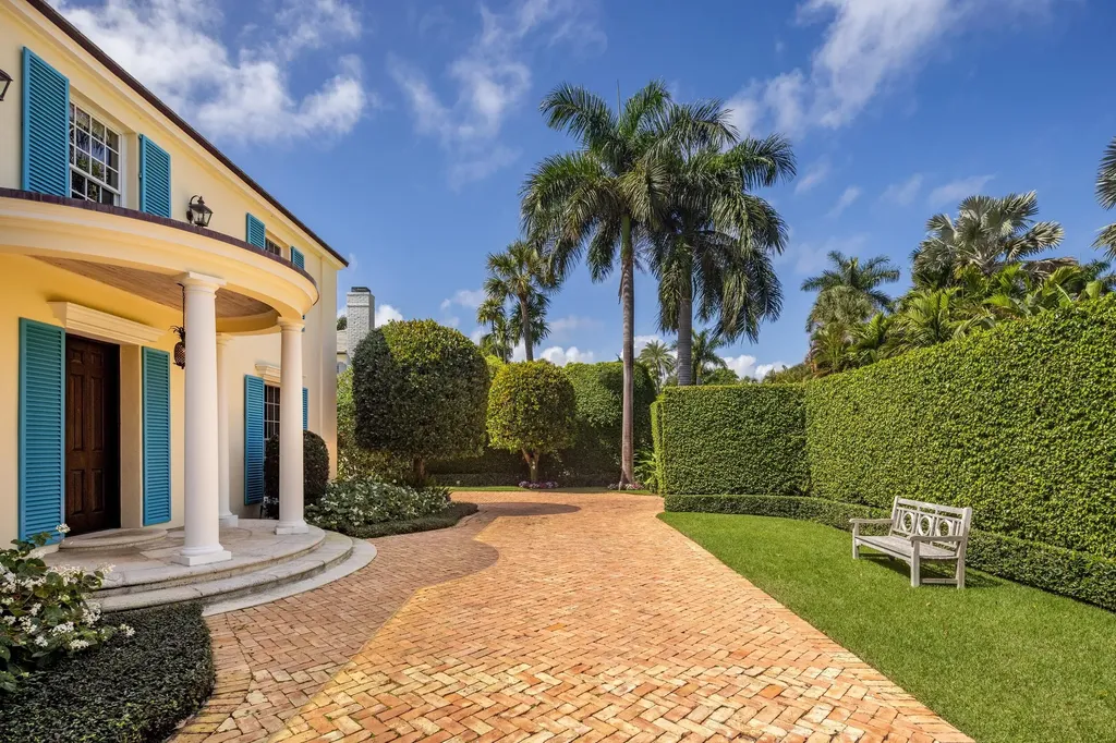 246 Emerald Lane Palm Beach FL 33480