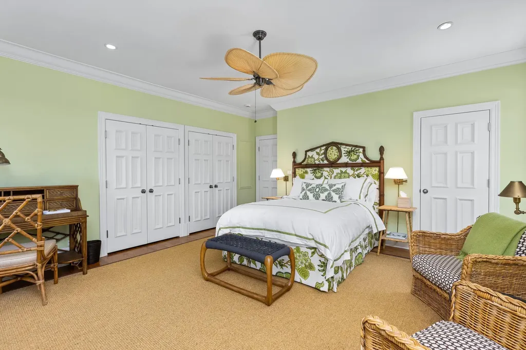 246 Emerald Lane Palm Beach FL 33480