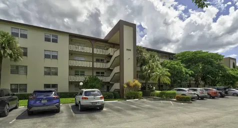 3102 Portofino Point Coconut Creek FL 33066