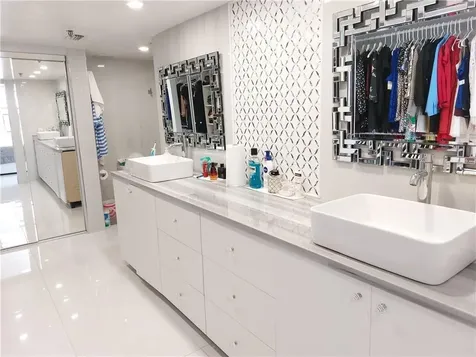 105 Lake Emerald Drive Oakland Park FL 33309