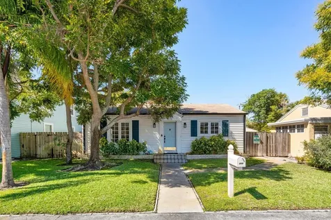 215 S Palmway Lake Worth Beach FL 33460