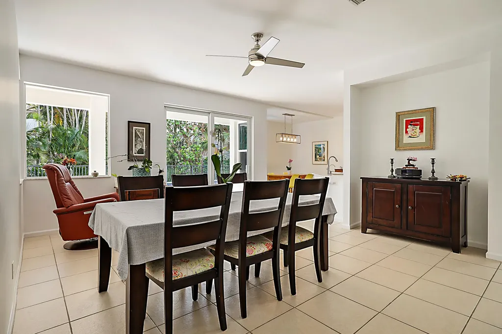 458 Woodview Circle Palm Beach Gardens FL 33418