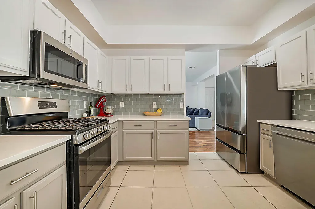 458 Woodview Circle Palm Beach Gardens FL 33418