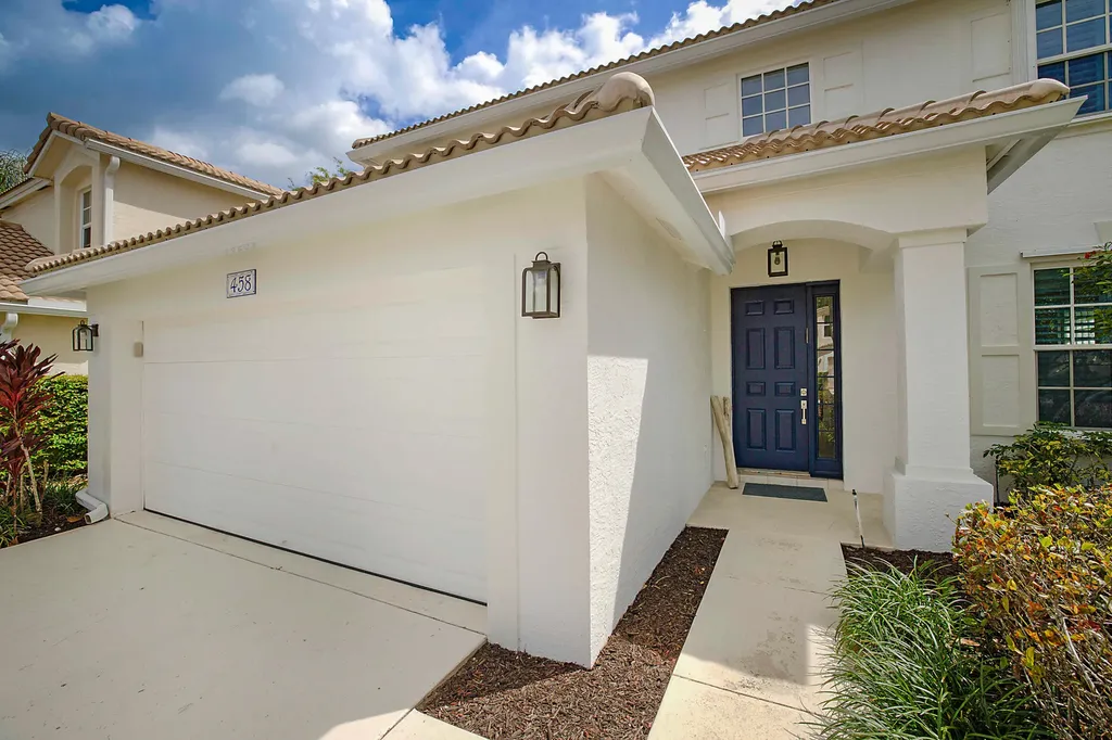 458 Woodview Circle Palm Beach Gardens FL 33418
