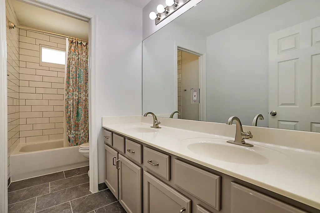 458 Woodview Circle Palm Beach Gardens FL 33418