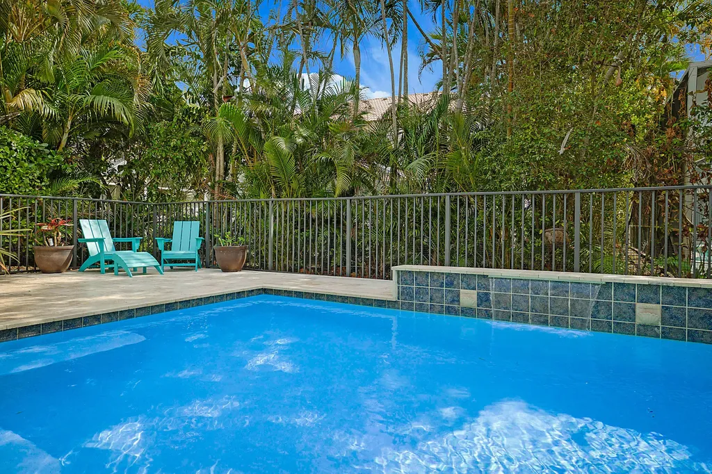 458 Woodview Circle Palm Beach Gardens FL 33418