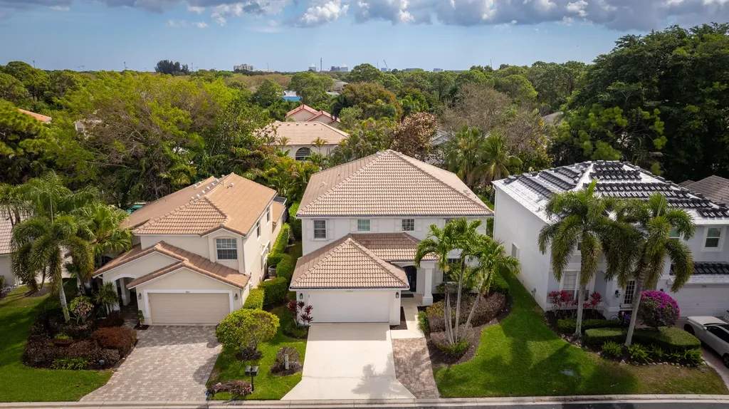 458 Woodview Circle Palm Beach Gardens FL 33418