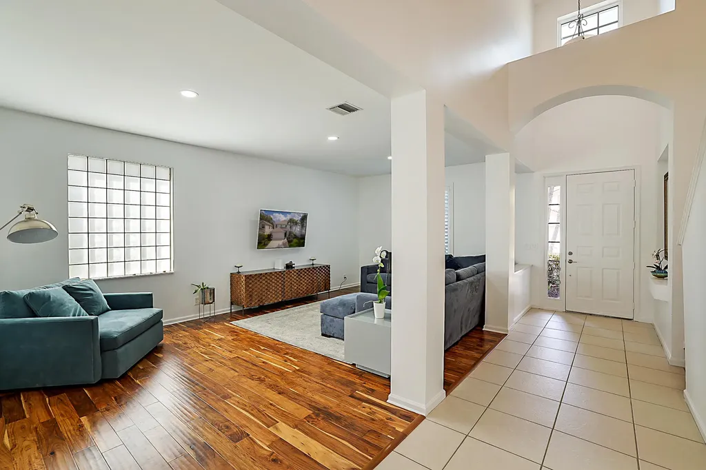 458 Woodview Circle Palm Beach Gardens FL 33418