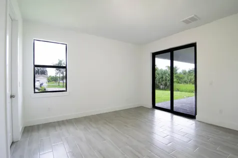 15633 Lakeland Circle Port Charlotte FL 33981