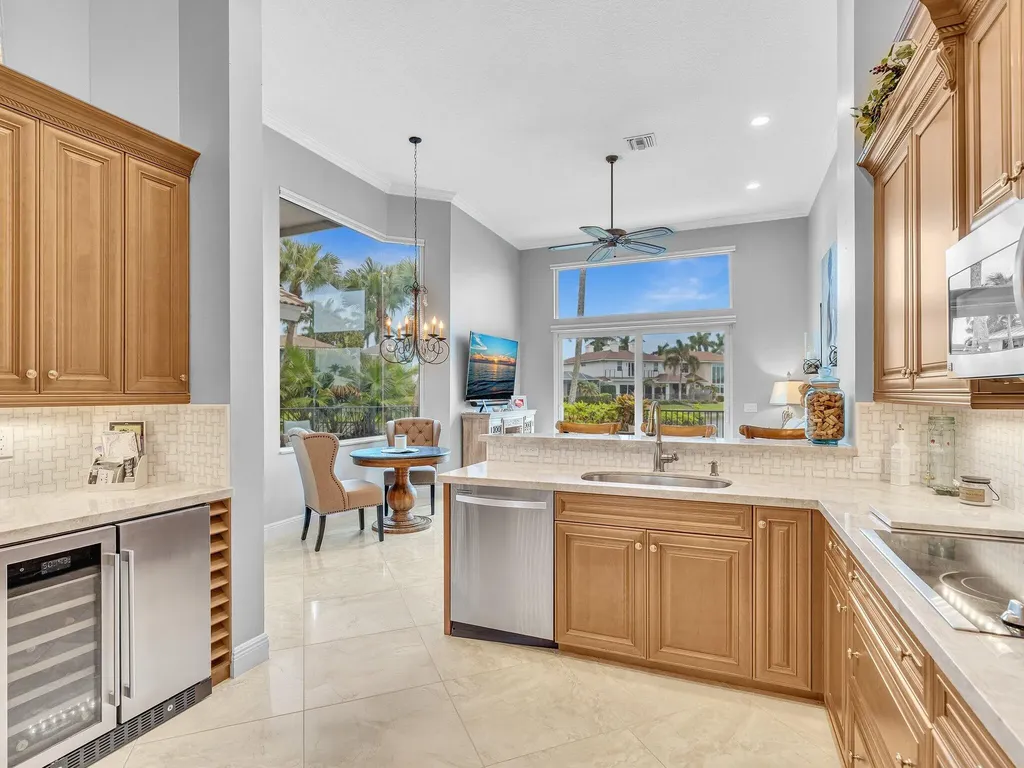 4167 NW 55th Place Boca Raton FL 33496