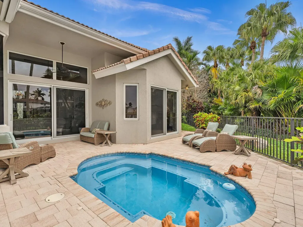 4167 NW 55th Place Boca Raton FL 33496