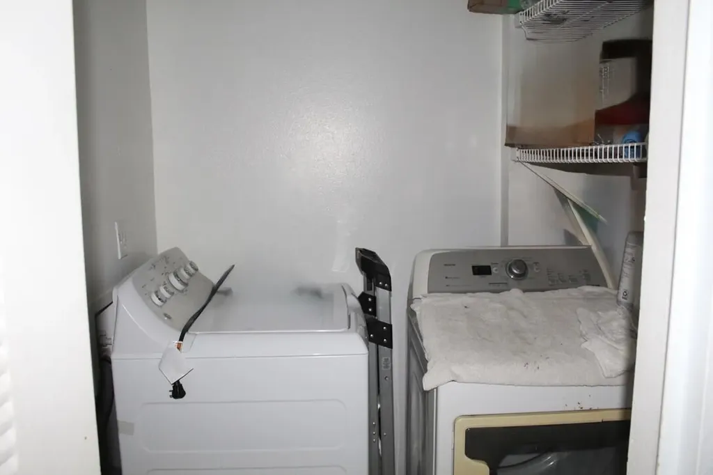 566 SW Sara Boulevard Port St Lucie FL 34953