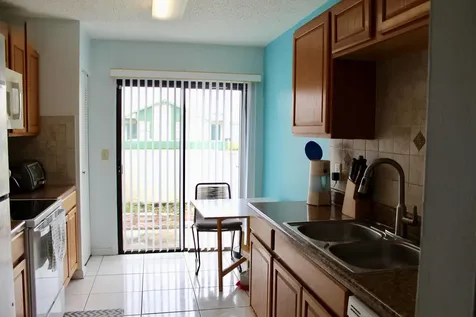 566 SW Sara Boulevard Port St Lucie FL 34953