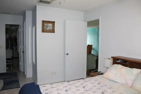 566 SW Sara Boulevard Port St Lucie FL 34953