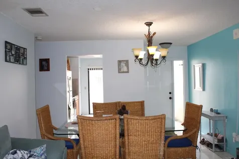 566 SW Sara Boulevard Port St Lucie FL 34953