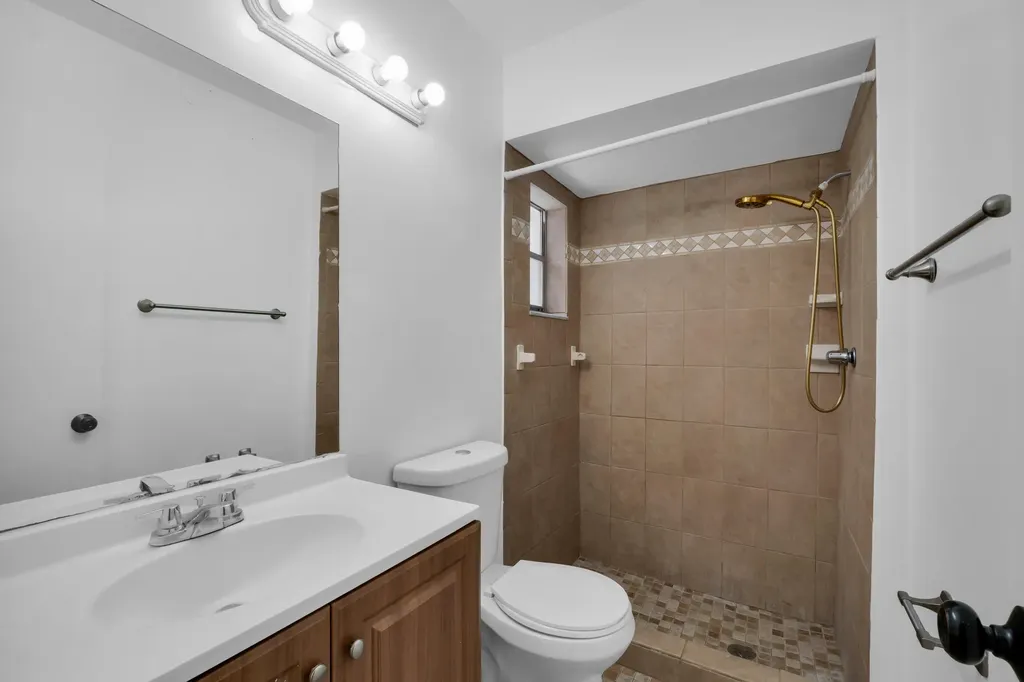 2070 NW 109th Avenue Sunrise FL 33322