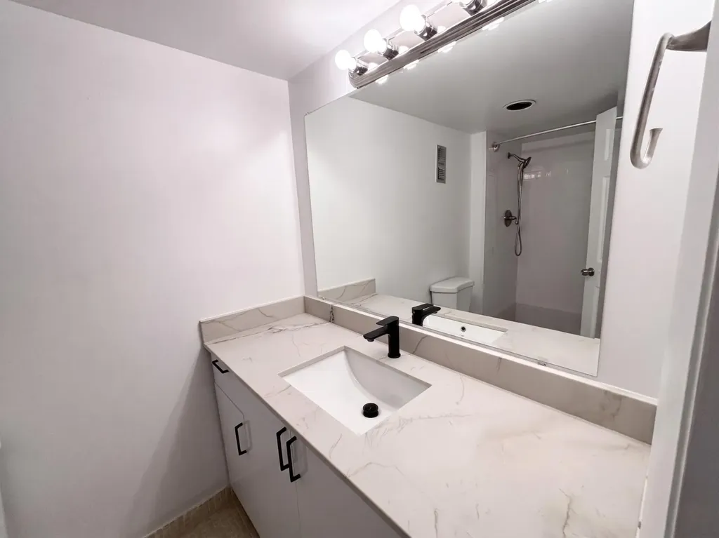 2741 Taft Street Hollywood FL 33020