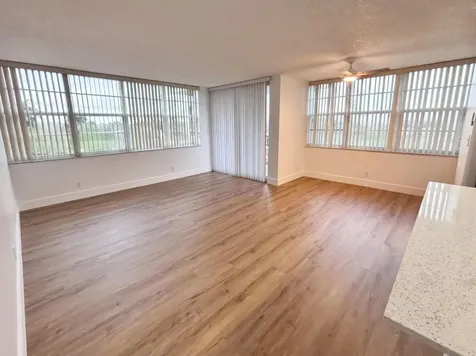 2741 Taft Street Hollywood FL 33020