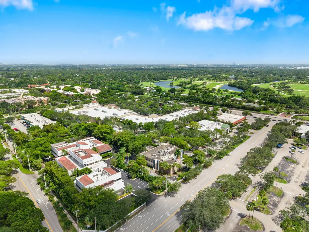 150 NW 70th Avenue Plantation FL 33317