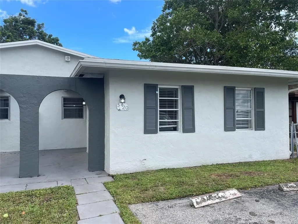 5420 SW 25th Avenue Fort Lauderdale FL 33312