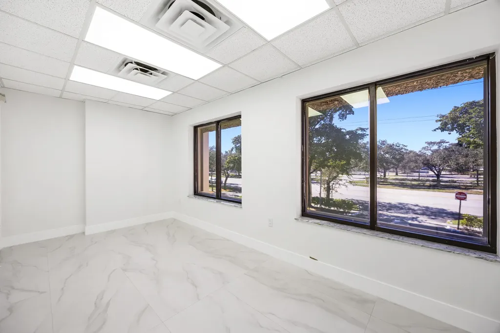 150 NW 70th Avenue Plantation FL 33317