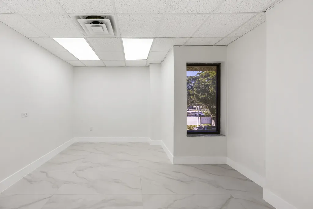150 NW 70th Avenue Plantation FL 33317