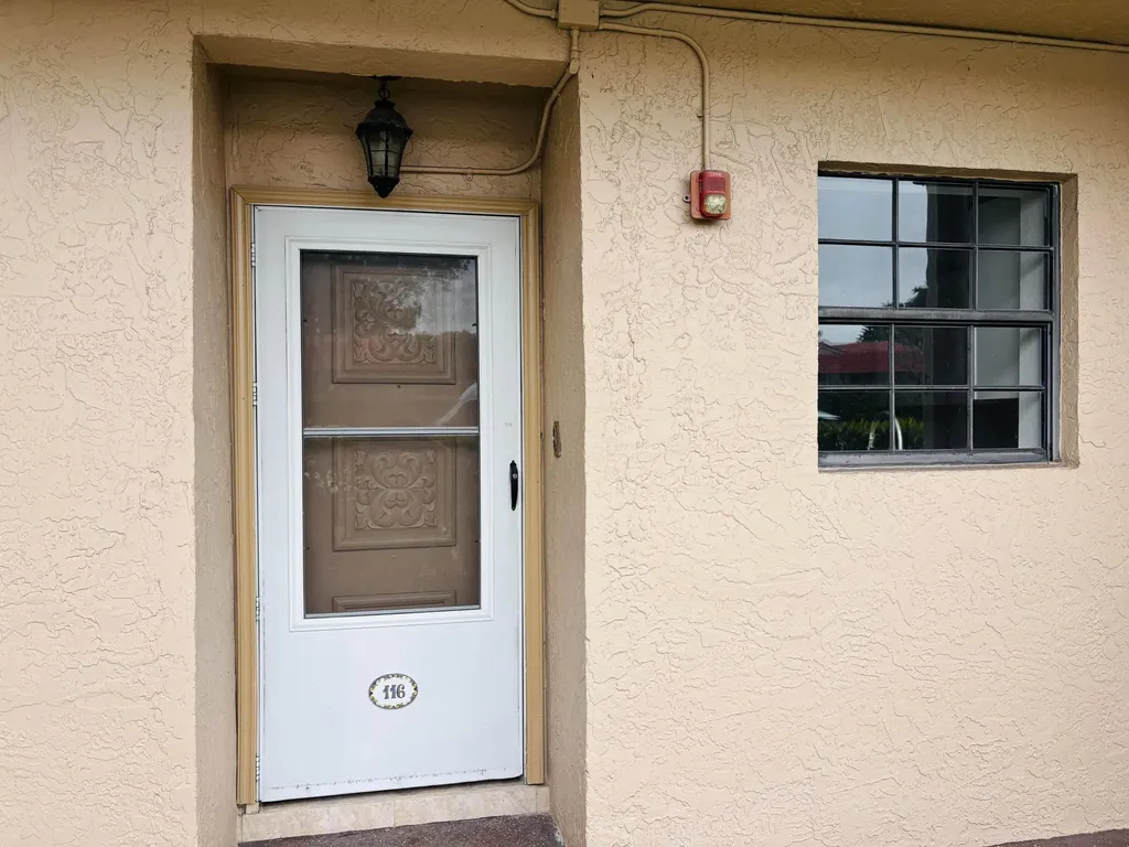 3351 NW 85th Coral Springs FL 33065