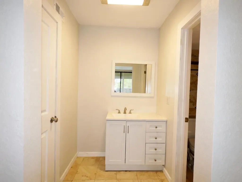 3351 NW 85th Coral Springs FL 33065