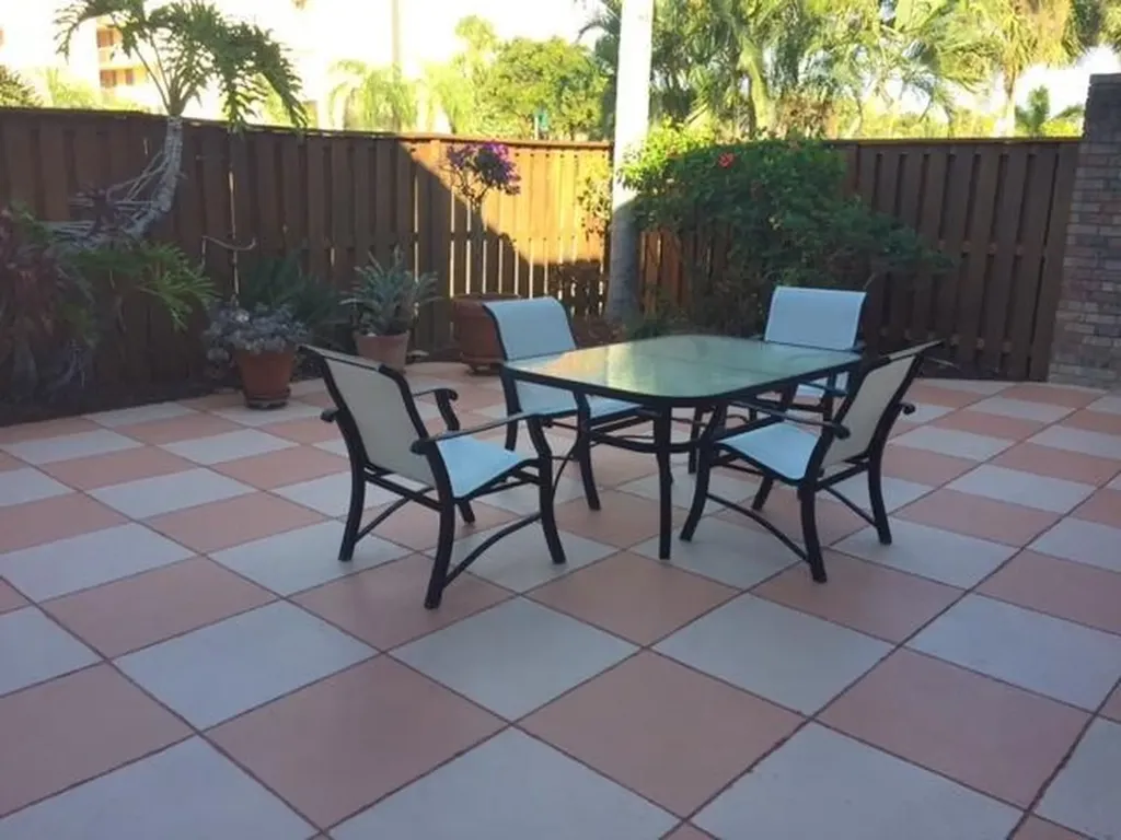 1420 Ocean Way Jupiter FL 33477