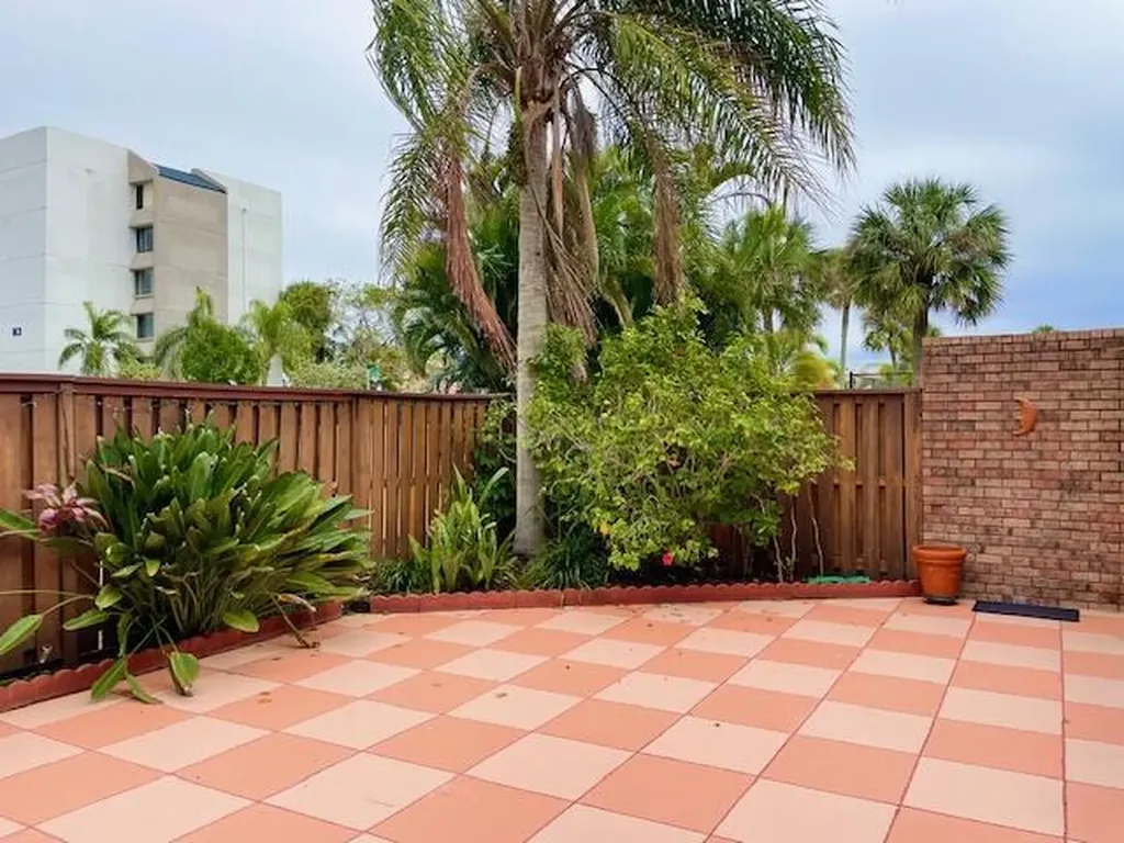 1420 Ocean Way Jupiter FL 33477