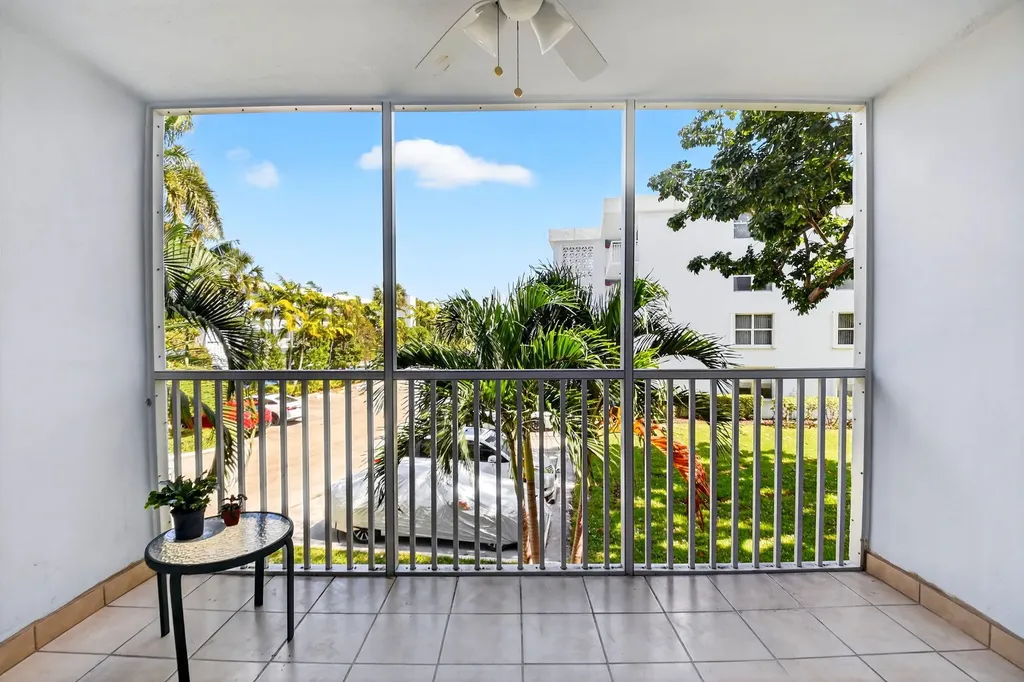 2010 S Federal Highway Boynton Beach FL 33435