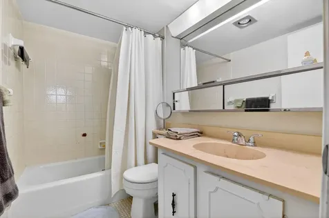 2010 S Federal Highway Boynton Beach FL 33435