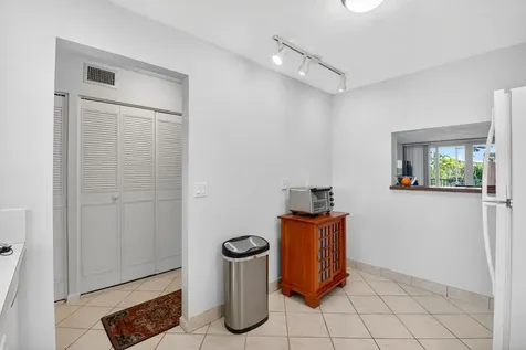 2010 S Federal Highway Boynton Beach FL 33435