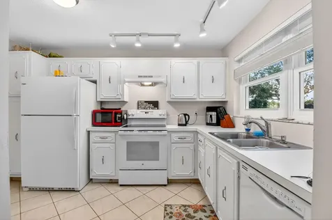 2010 S Federal Highway Boynton Beach FL 33435