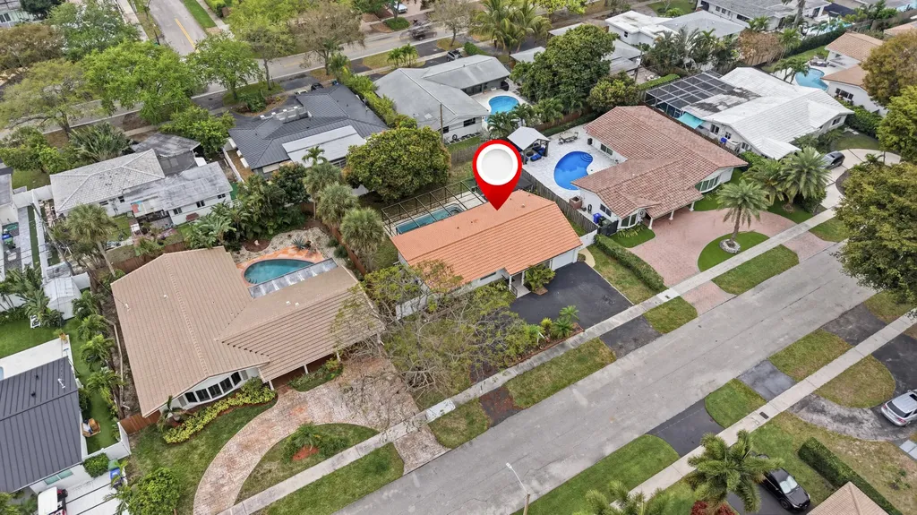 2120 NE 62nd Court Fort Lauderdale FL 33308