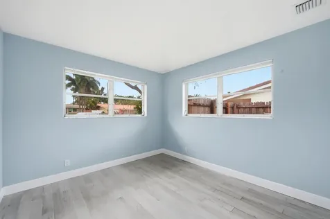 2120 NE 62nd Court Fort Lauderdale FL 33308