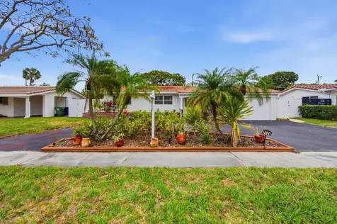 2120 NE 62nd Court Fort Lauderdale FL 33308