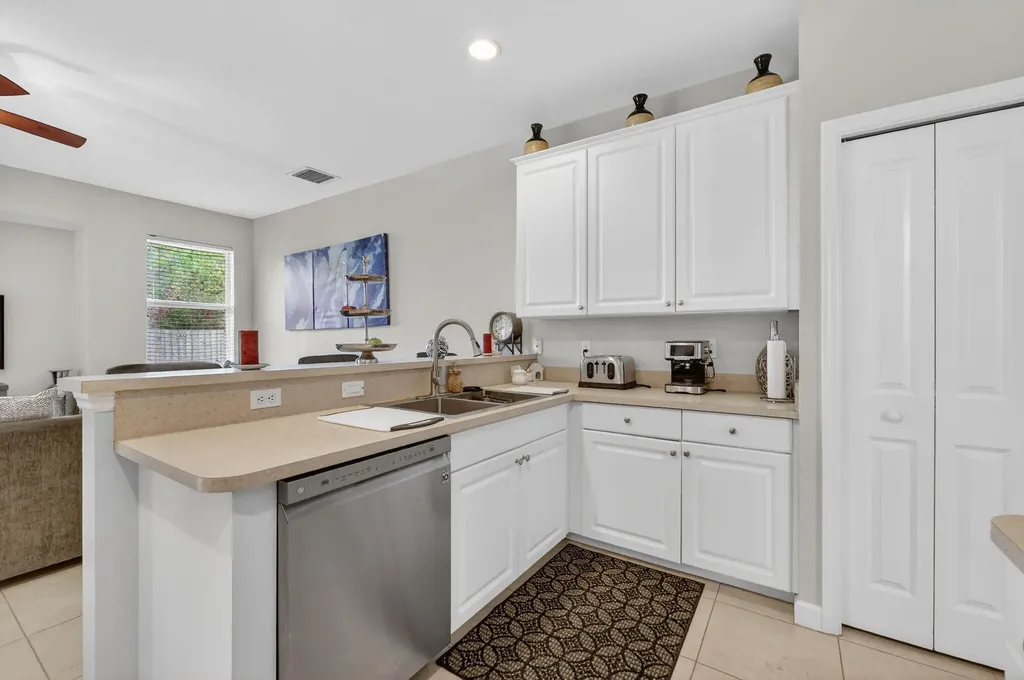 1373 SW Granville Avenue Port St Lucie FL 34953