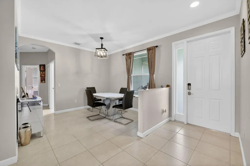 1373 SW Granville Avenue Port St Lucie FL 34953